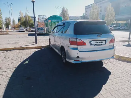 Toyota Ipsum 2004 года за 4 200 000 тг. в Актобе – фото 2