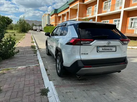 Toyota RAV4 2020 года за 15 000 000 тг. в Астана – фото 6