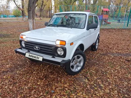 ВАЗ (Lada) Lada 2121 2015 года за 3 500 000 тг. в Алматы