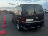 Volkswagen Caravelle 2013 года за 15 500 000 тг. в Костанай – фото 2