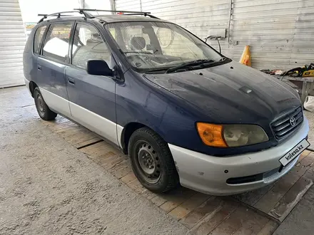 Toyota Ipsum 1997 года за 3 500 000 тг. в Алматы – фото 2