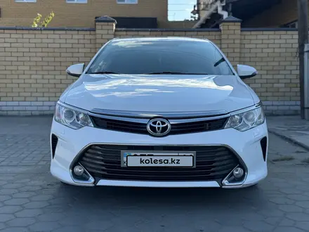 Toyota Camry 2015 года за 12 300 000 тг. в Семей