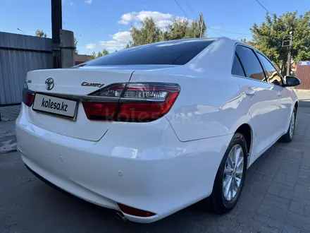 Toyota Camry 2015 года за 12 300 000 тг. в Семей – фото 13