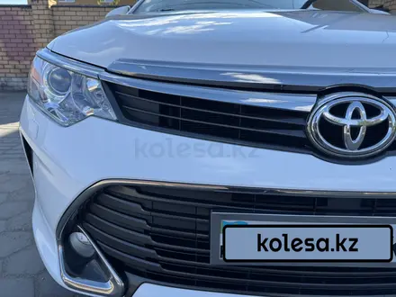 Toyota Camry 2015 года за 12 300 000 тг. в Семей – фото 4