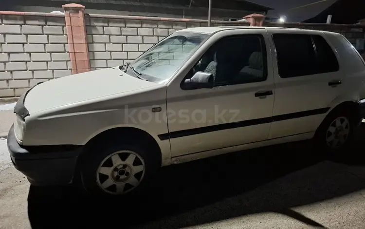 Volkswagen Golf 1993 годаүшін1 400 000 тг. в Алматы