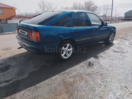 Opel Vectra 1994 года за 1 000 000 тг. в Астана – фото 2