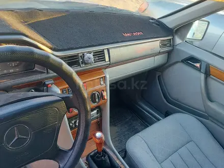 Mercedes-Benz E 220 1994 года за 1 500 000 тг. в Кызылорда – фото 5