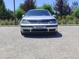 Volkswagen Golf 1998 годаүшін3 200 000 тг. в Шымкент