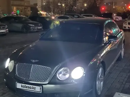 Bentley Continental Flying Spur 2006 года за 16 500 000 тг. в Актау