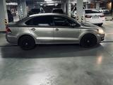 Volkswagen Polo 2016 года за 4 980 000 тг. в Караганда – фото 3