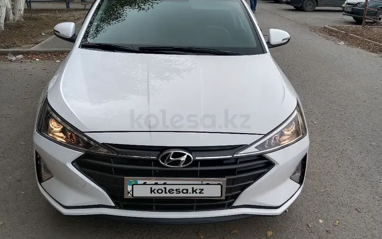 Hyundai Elantra 2020 года за 9 500 000 тг. в Атырау