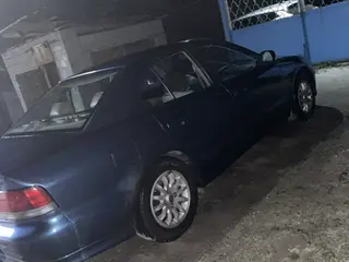 Mitsubishi Galant