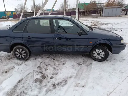 Volkswagen Passat 1994 года за 1 350 000 тг. в Актобе – фото 3