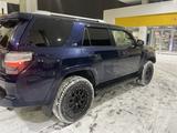 Toyota 4Runner 2013 года за 17 000 000 тг. в Уральск – фото 3