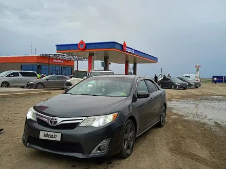 Toyota Camry 2013 года за 4 600 000 тг. в Атырау – фото 2