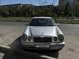 Mercedes-Benz E 280 1996 года за 3 000 000 тг. в Павлодар