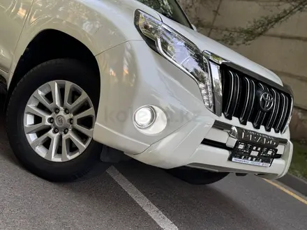Toyota Land Cruiser Prado 2016 года за 23 800 000 тг. в Алматы – фото 10