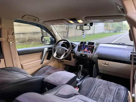 Toyota Land Cruiser Prado 2016 года за 23 800 000 тг. в Алматы – фото 11