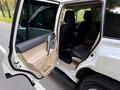 Toyota Land Cruiser Prado 2016 года за 23 800 000 тг. в Алматы – фото 14