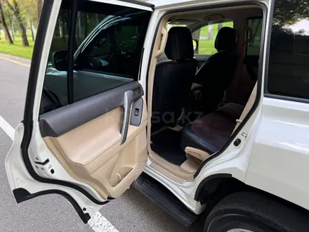 Toyota Land Cruiser Prado 2016 года за 23 800 000 тг. в Алматы – фото 14