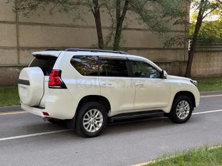 Toyota Land Cruiser Prado 2016 года за 23 800 000 тг. в Алматы – фото 6