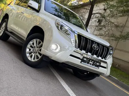 Toyota Land Cruiser Prado 2016 года за 23 800 000 тг. в Алматы – фото 9