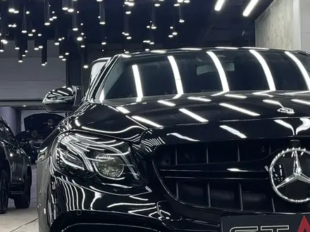 Mercedes-Benz E 400 2016 года за 22 500 000 тг. в Семей – фото 20