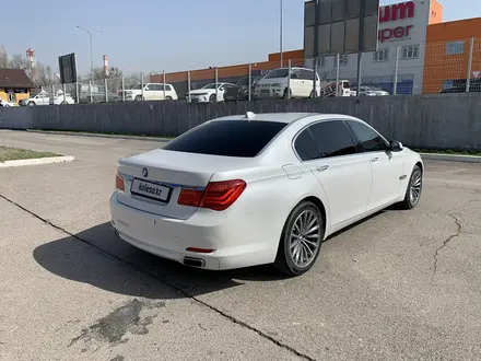 BMW 740 2010 года за 11 300 000 тг. в Алматы – фото 5