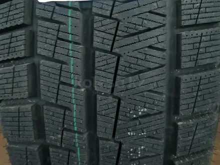 Новые зимние шины в Астане 255/55 R19 KAPSEN AW33. за 53 000 тг. в Астана