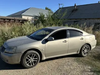 Mitsubishi Galant