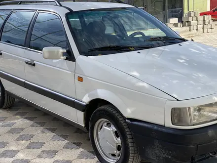 Volkswagen Passat 1993 года за 1 650 000 тг. в Туркестан – фото 15