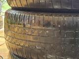 Летние шины Bridgestone 275/50 R22 (3 шт) за 40 000 тг. в Атырау – фото 4