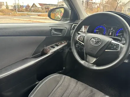 Toyota Camry 2015 года за 10 700 000 тг. в Караганда – фото 33