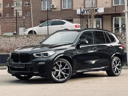 BMW X5 XDrive 40i 2019 года за 44 777 000 тг. в Алматы – фото 2