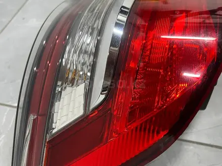 Фонарь задний Toyota Camry 55 за 100 000 тг. в Алматы – фото 2