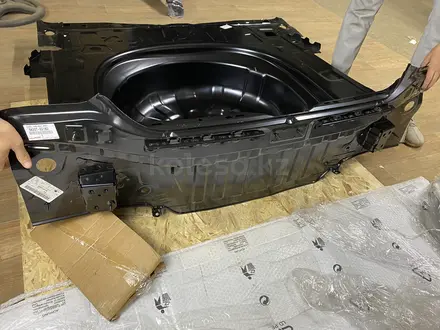 Корыто, ваночка под запасное колесо Toyota Camry 70 за 145 000 тг. в Алматы – фото 6