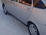 ВАЗ (Lada) Priora 2172 2010 годаfor1 670 000 тг. в Астана – фото 2