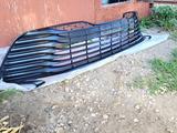 Решетка переднего бампера камри70 за 55 000 тг. в Актобе