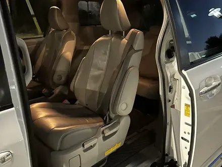 Toyota Sienna 2012 года за 12 000 000 тг. в Тараз – фото 20