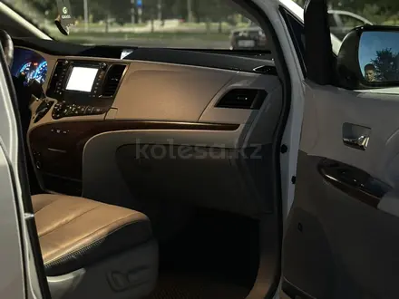 Toyota Sienna 2012 года за 12 000 000 тг. в Тараз – фото 25