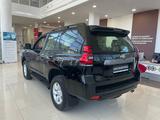 Toyota Land Cruiser Prado Comfort+ 2023 годаүшін28 710 000 тг. в Атырау – фото 5