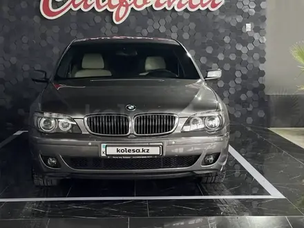 BMW 750 2006 года за 5 950 000 тг. в Алматы – фото 22