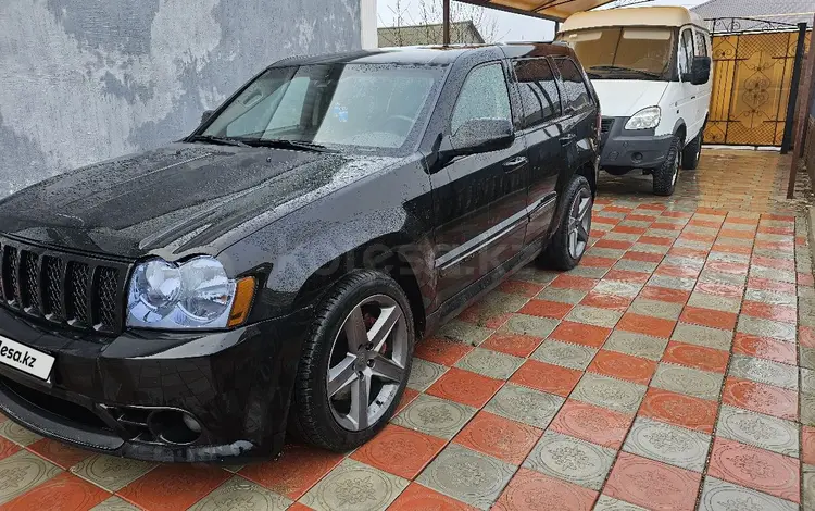 Jeep Grand Cherokee 2006 годаүшін8 000 000 тг. в Атырау