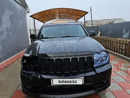 Jeep Grand Cherokee 2006 года за 6 500 000 тг. в Атырау – фото 6