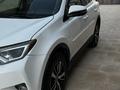 Toyota RAV4 2018 годаүшін13 000 000 тг. в Жанаозен – фото 2