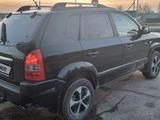 Hyundai Tucson 2006 годаүшін4 200 000 тг. в Актобе – фото 3