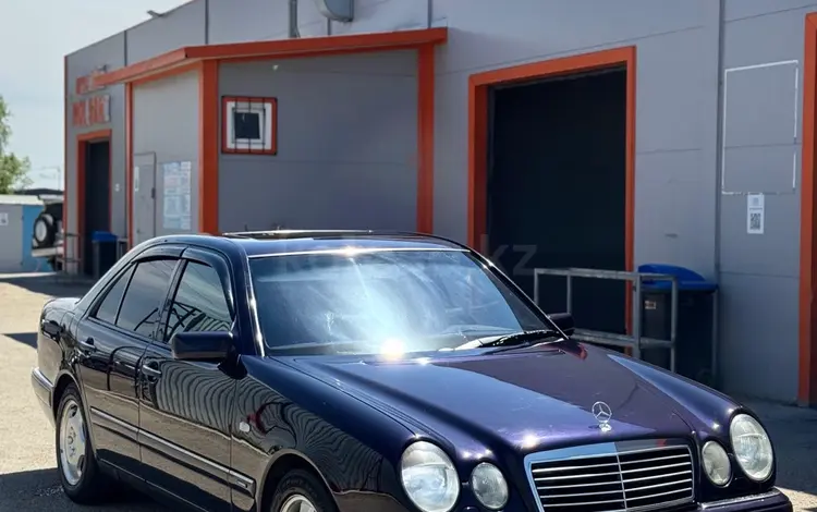 Mercedes-Benz E 280 1997 годаүшін3 150 000 тг. в Караганда