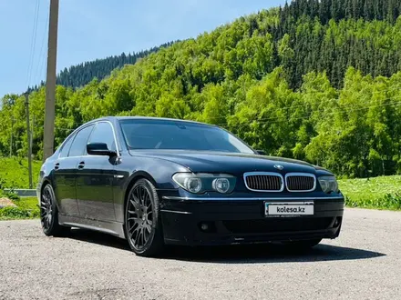 BMW 760 2003 года за 6 500 000 тг. в Алматы – фото 8