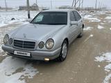 Mercedes-Benz E 320 1998 годаүшін3 300 000 тг. в Актау