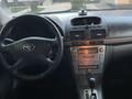 Toyota Avensis 2004 года за 4 650 000 тг. в Алматы – фото 6